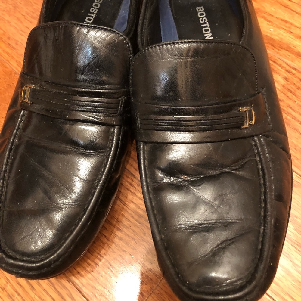 Men’s Bostonian black leather shoes